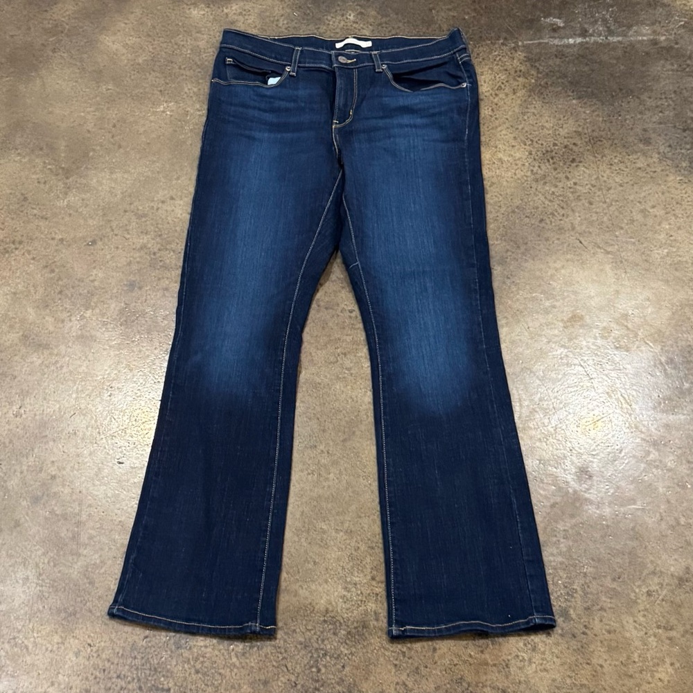 Levi’s boot cut denim jeans. Size 12. 31 x 32. Like new condition. Dark wash.
